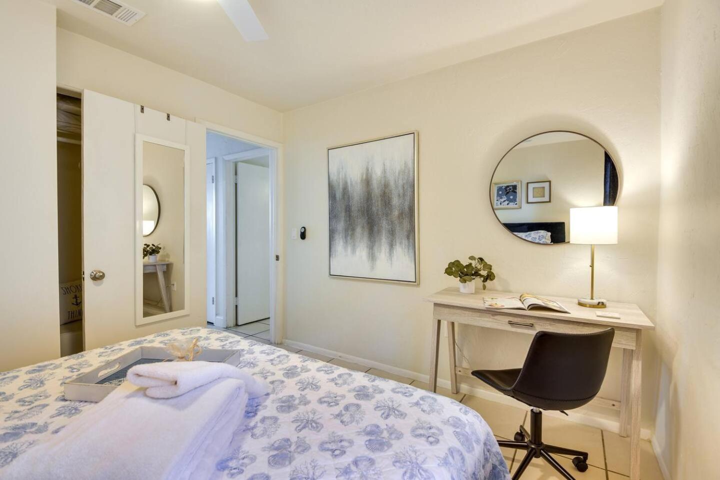 Coconut Cove Mid-Long Term Stays Available Walk To Downtown Trolly To Beaches Sarasota Zewnętrze zdjęcie